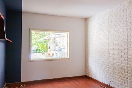 Casa à venda com 276m², 4 quartos e 4 vagas Casa à venda com 276m², 4 quartos e 4 vagasQuarto 2