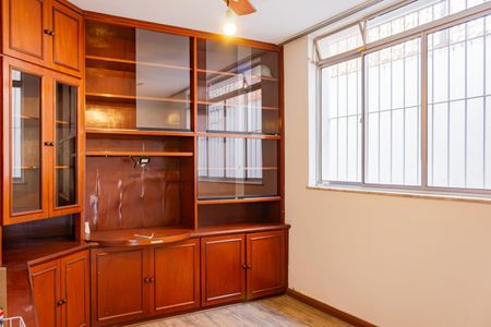 Casa à venda com 276m², 4 quartos e 4 vagas Casa à venda com 276m², 4 quartos e 4 vagasSala 2