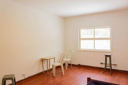 Casa à venda com 276m², 4 quartos e 4 vagas Casa à venda com 276m², 4 quartos e 4 vagasQuarto 1