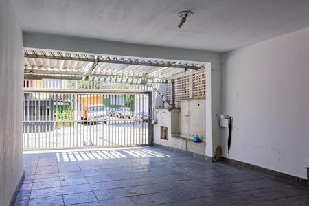 Casa à venda com 276m², 4 quartos e 4 vagas Casa à venda com 276m², 4 quartos e 4 vagasGaragem