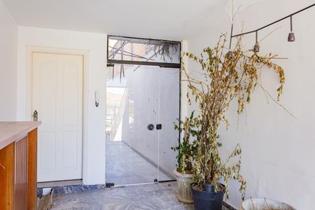 Casa à venda com 276m², 4 quartos e 4 vagas Casa à venda com 276m², 4 quartos e 4 vagasJardim