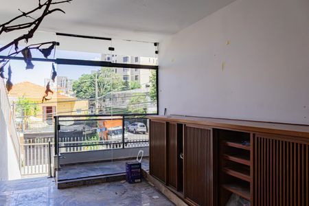 Casa à venda com 276m², 4 quartos e 4 vagas Casa à venda com 276m², 4 quartos e 4 vagasJardim