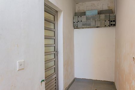 Casa à venda com 276m², 4 quartos e 4 vagas Casa à venda com 276m², 4 quartos e 4 vagasCorredor