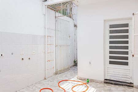 Casa à venda com 276m², 4 quartos e 4 vagas Casa à venda com 276m², 4 quartos e 4 vagasÁrea de Serviço