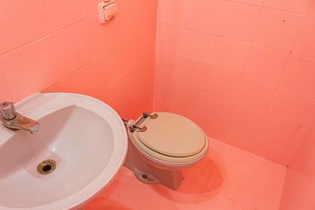 Casa à venda com 276m², 4 quartos e 4 vagas Casa à venda com 276m², 4 quartos e 4 vagasLavabo