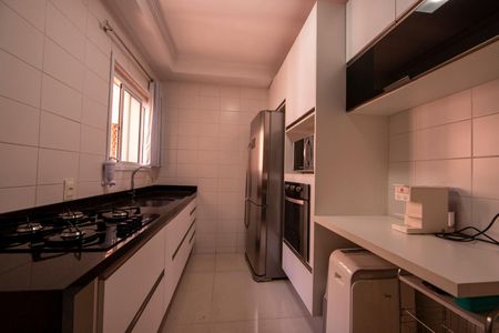Apartamento para alugar com 85m², 2 quartos e 2 vagas Apartamento para alugar com 85m², 2 quartos e 2 vagasCozinha