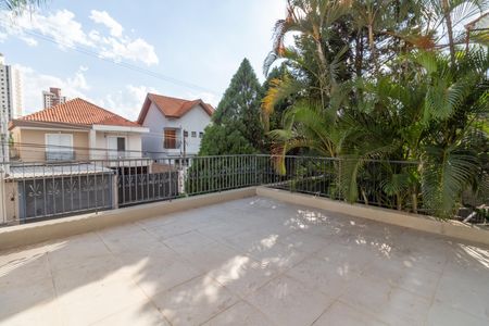 Casa à venda com 332m², 4 quartos e 4 vagas Casa à venda com 332m², 4 quartos e 4 vagasVaranda da Sala