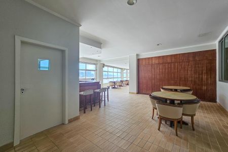 Apartamento para alugar com 161m², 3 quartos e 2 vagas Apartamento para alugar com 161m², 3 quartos e 2 vagasÁrea comum