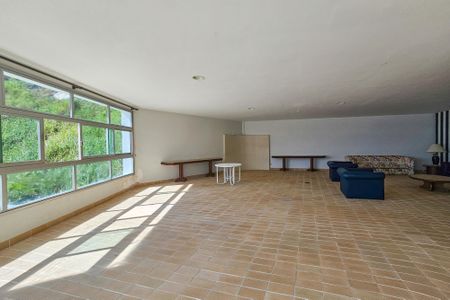 Apartamento para alugar com 161m², 3 quartos e 2 vagas Apartamento para alugar com 161m², 3 quartos e 2 vagasÁrea comum