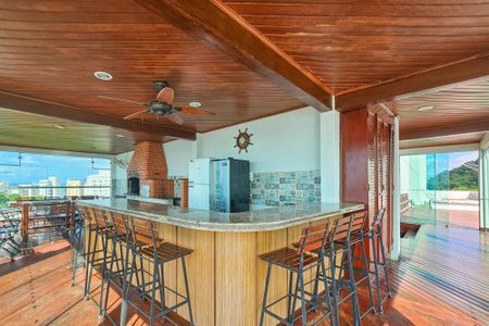 Apartamento para alugar com 161m², 3 quartos e 2 vagas Apartamento para alugar com 161m², 3 quartos e 2 vagasÁrea comum