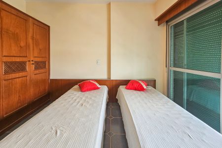 Apartamento para alugar com 161m², 3 quartos e 2 vagas Apartamento para alugar com 161m², 3 quartos e 2 vagasQuarto 1