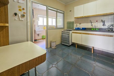 Apartamento para alugar com 161m², 3 quartos e 2 vagas Apartamento para alugar com 161m², 3 quartos e 2 vagasCozinha