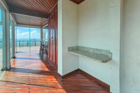 Apartamento para alugar com 161m², 3 quartos e 2 vagas Apartamento para alugar com 161m², 3 quartos e 2 vagasÁrea comum