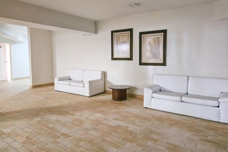 Apartamento para alugar com 161m², 3 quartos e 2 vagas Apartamento para alugar com 161m², 3 quartos e 2 vagasÁrea comum