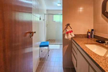 Apartamento para alugar com 161m², 3 quartos e 2 vagas Apartamento para alugar com 161m², 3 quartos e 2 vagasBanheiro da Suíte