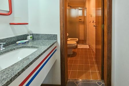 Apartamento para alugar com 161m², 3 quartos e 2 vagas Apartamento para alugar com 161m², 3 quartos e 2 vagasBanheiro