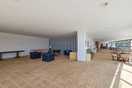 Apartamento para alugar com 161m², 3 quartos e 2 vagas Apartamento para alugar com 161m², 3 quartos e 2 vagasÁrea comum