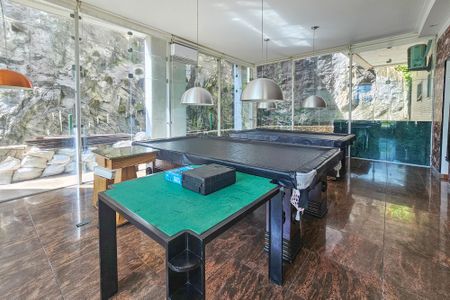 Apartamento para alugar com 161m², 3 quartos e 2 vagas Apartamento para alugar com 161m², 3 quartos e 2 vagasÁrea comum