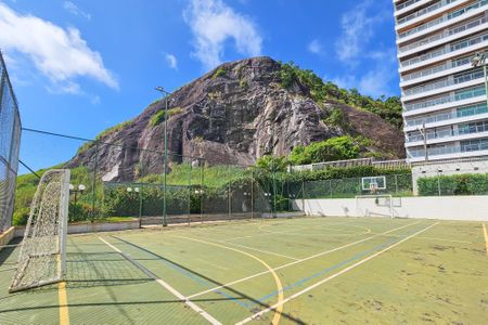 Apartamento para alugar com 161m², 3 quartos e 2 vagas Apartamento para alugar com 161m², 3 quartos e 2 vagasÁrea comum