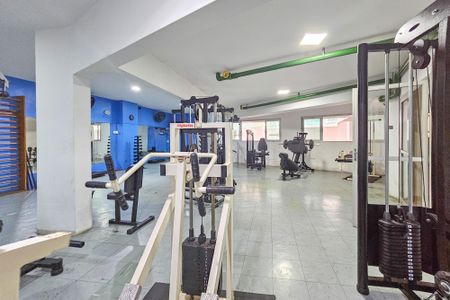 Apartamento para alugar com 161m², 3 quartos e 2 vagas Apartamento para alugar com 161m², 3 quartos e 2 vagasÁrea comum - Academia