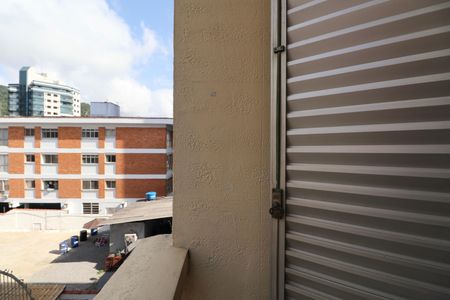 Apartamento para alugar com 100m², 3 quartos e 1 vaga Apartamento para alugar com 100m², 3 quartos e 1 vagaVaranda