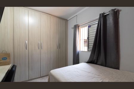 Casa à venda com 300m², 5 quartos e 4 vagas Casa à venda com 300m², 5 quartos e 4 vagasQuarto 3