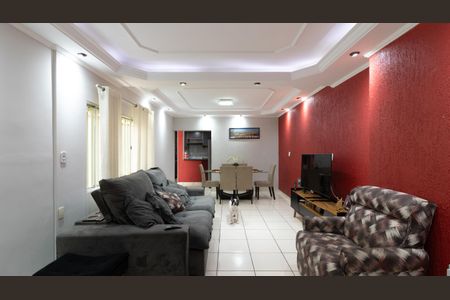 Casa à venda com 300m², 5 quartos e 4 vagas Casa à venda com 300m², 5 quartos e 4 vagasSala