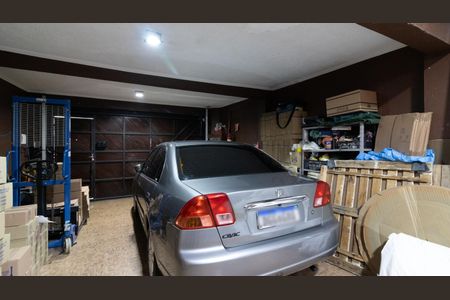 Casa à venda com 300m², 5 quartos e 4 vagas Casa à venda com 300m², 5 quartos e 4 vagasGaragem