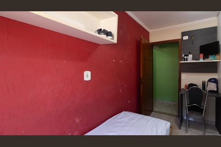 Casa à venda com 300m², 5 quartos e 4 vagas Casa à venda com 300m², 5 quartos e 4 vagasQuarto 2