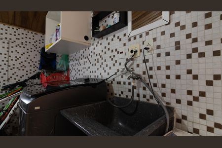 Casa à venda com 300m², 5 quartos e 4 vagas Casa à venda com 300m², 5 quartos e 4 vagasÁrea de Serviço