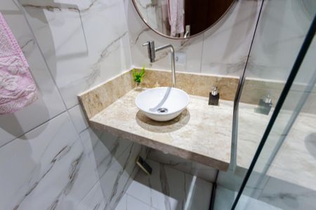 Casa à venda com 264m², 3 quartos e 2 vagas Casa à venda com 264m², 3 quartos e 2 vagasQuarto 1 Banheiro