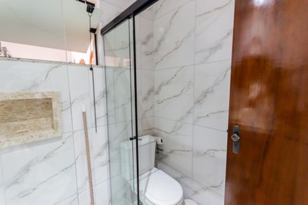 Casa à venda com 264m², 3 quartos e 2 vagas Casa à venda com 264m², 3 quartos e 2 vagasQuarto 1 Banheiro