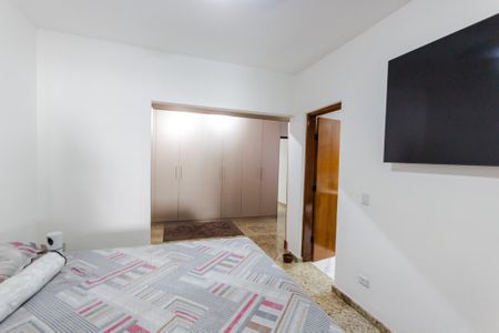 Casa à venda com 264m², 3 quartos e 2 vagas Casa à venda com 264m², 3 quartos e 2 vagasQuarto 2