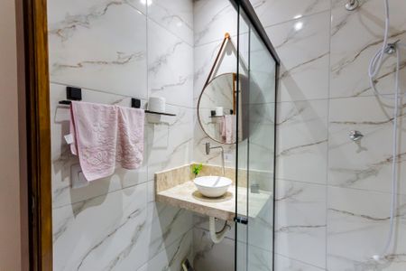 Casa à venda com 264m², 3 quartos e 2 vagas Casa à venda com 264m², 3 quartos e 2 vagasQuarto 1 Banheiro