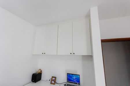 Casa à venda com 264m², 3 quartos e 2 vagas Casa à venda com 264m², 3 quartos e 2 vagasEscritório