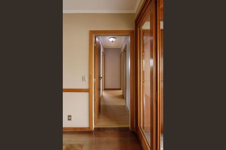 Apartamento à venda com 99m², 2 quartos e 1 vaga Apartamento à venda com 99m², 2 quartos e 1 vagaCorredor