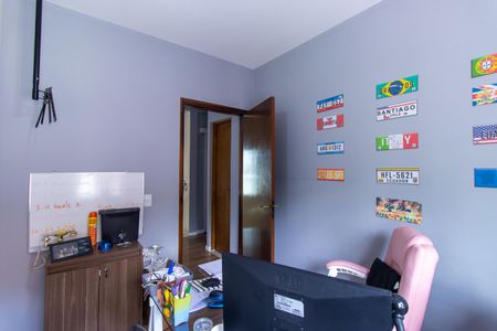 Casa de condomínio para alugar com 400m², 3 quartos e 4 vagas Casa de condomínio para alugar com 400m², 3 quartos e 4 vagasEscritório