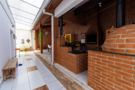 Casa de condomínio para alugar com 400m², 3 quartos e 4 vagas Casa de condomínio para alugar com 400m², 3 quartos e 4 vagasChurrasqueira