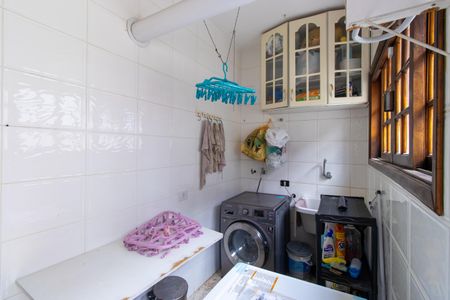 Casa de condomínio para alugar com 400m², 3 quartos e 4 vagas Casa de condomínio para alugar com 400m², 3 quartos e 4 vagasÁrea de Serviço