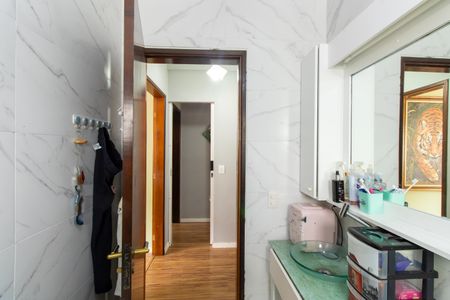 Casa de condomínio para alugar com 400m², 3 quartos e 4 vagas Casa de condomínio para alugar com 400m², 3 quartos e 4 vagasBanheiro do Quarto Suíte