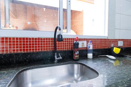 Casa de condomínio para alugar com 400m², 3 quartos e 4 vagas Casa de condomínio para alugar com 400m², 3 quartos e 4 vagasCozinha - Torneira