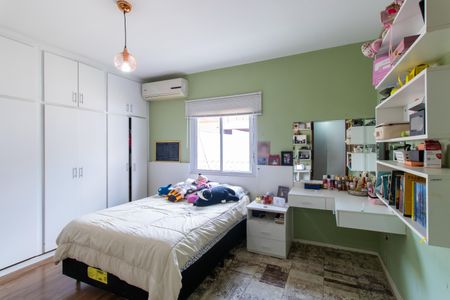 Casa de condomínio para alugar com 400m², 3 quartos e 4 vagas Casa de condomínio para alugar com 400m², 3 quartos e 4 vagasQuarto Suíte