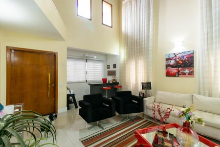 Casa de condomínio para alugar com 400m², 3 quartos e 4 vagas Casa de condomínio para alugar com 400m², 3 quartos e 4 vagasSala