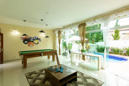 Casa de condomínio para alugar com 400m², 3 quartos e 4 vagas Casa de condomínio para alugar com 400m², 3 quartos e 4 vagasSala 2