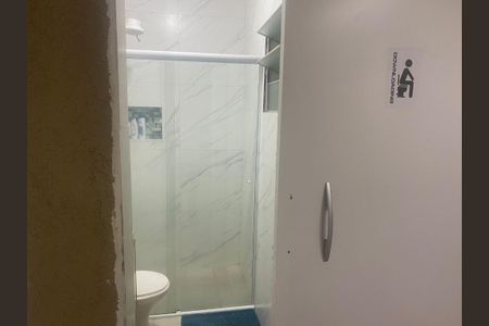 Casa à venda com 125m², 2 quartos e 6 vagas
