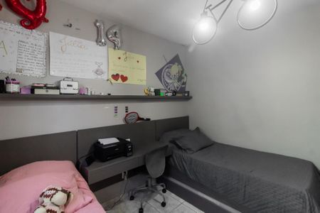 Casa à venda com 100m², 2 quartos e 2 vagas Casa à venda com 100m², 2 quartos e 2 vagasQuarto 1