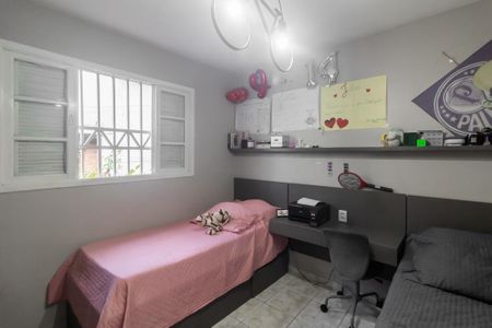 Casa à venda com 100m², 2 quartos e 2 vagas Casa à venda com 100m², 2 quartos e 2 vagasQuarto 1