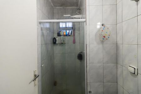 Casa à venda com 100m², 2 quartos e 2 vagas Casa à venda com 100m², 2 quartos e 2 vagasBanheiro