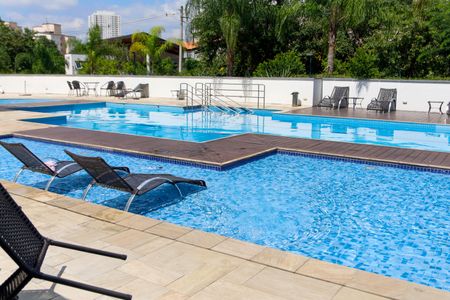 Apartamento à venda com 78m², 3 quartos e 2 vagas Apartamento à venda com 78m², 3 quartos e 2 vagasÁrea comum - Piscina