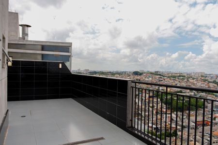 Apartamento à venda com 117m², 2 quartos e 2 vagas Apartamento à venda com 117m², 2 quartos e 2 vagasVaranda
